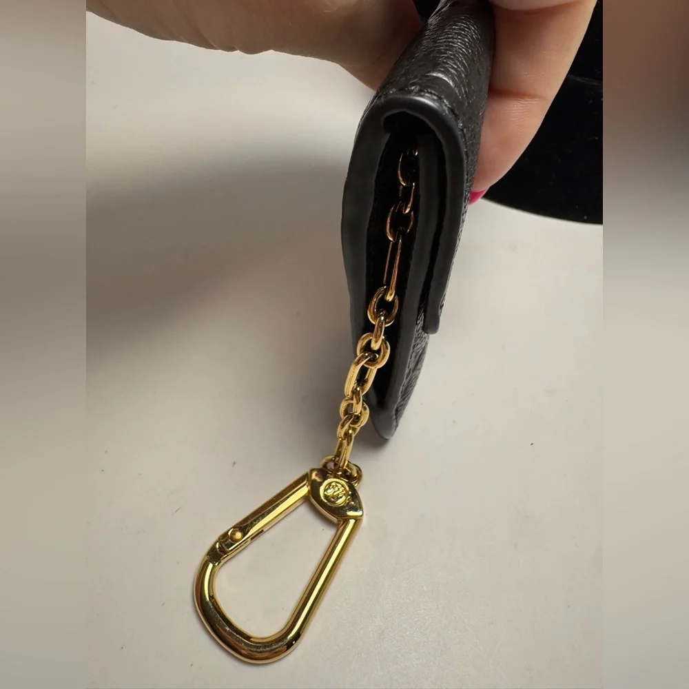 SOLD Louis Vuitton Black Key Pouch Wallet – Empreinte Noir Leather w/ Key Ring - Picture 13 of 14